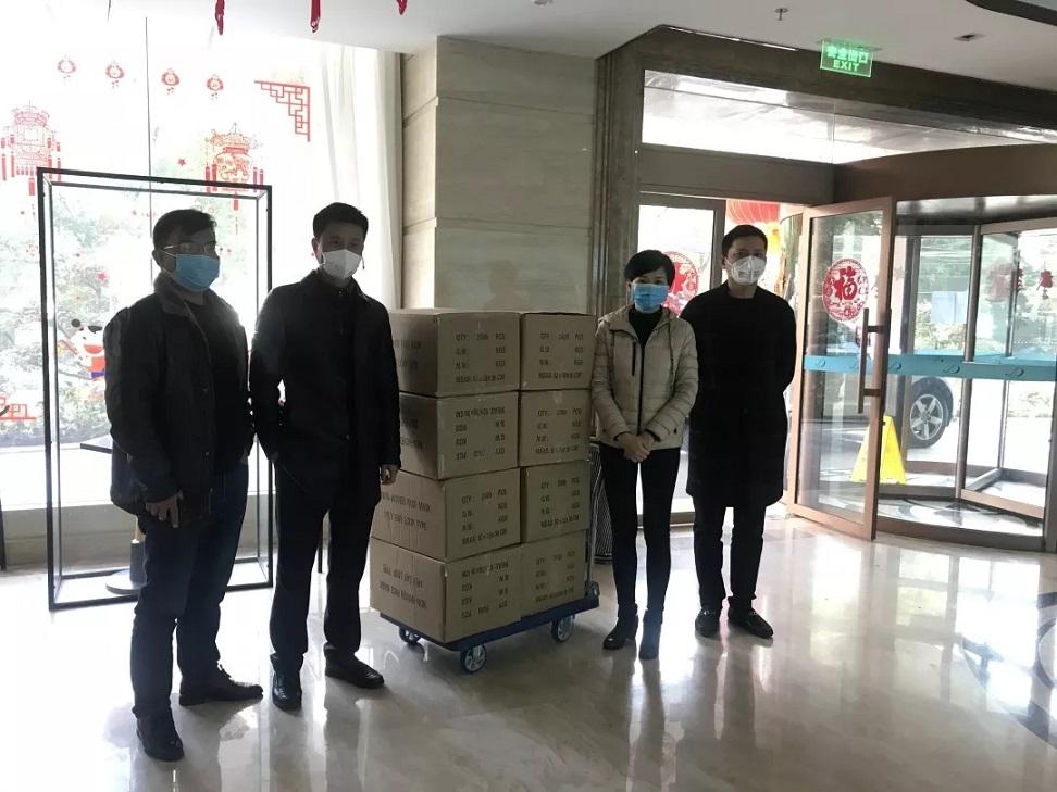 张辉勇：捐赠10万只口罩支援江西省抗击疫情一线